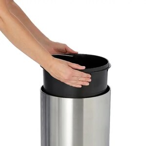 Cos de gunoi COOKE & LEWIS 101103690, 30l, metal, argintiu Cos de gunoi COOKE & LEWIS 101103690, 30l, metal, argintiu