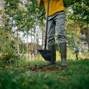 Unealta pentru bordurat FISKARS Solid, otel, negru Unealta pentru bordurat FISKARS Solid, otel, negru