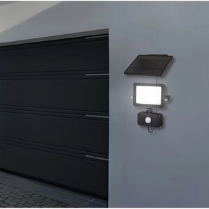 Proiector solar SITE, 7.5W, 500lm, negru Proiector solar SITE, 7.5W, 500lm, negru
