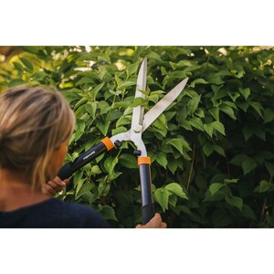 Foarfeca de gradina FISKARS HS21, otel, 58.5 cm, argintiu-negru Foarfeca de gradina FISKARS HS21, otel, 58.5 cm, argintiu-negru