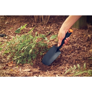 Plantator FISKARS Ergo, otel, negru Plantator FISKARS Ergo, otel, negru