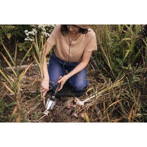 Plantator FISKARS Xact, otel inoxidabil, argintiu Plantator FISKARS Xact, otel inoxidabil, argintiu