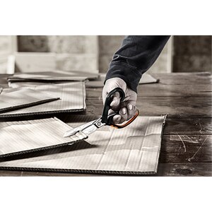 Foarfeca FISKARS PowerArc, 21cm, otel inoxidabil, negru Foarfeca FISKARS PowerArc, 21cm, otel inoxidabil, negru