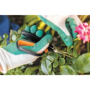 Foarfeca micro-tip FISKARS SP15 Solid, otel inoxidabil, negru Foarfeca micro-tip FISKARS SP15 Solid, otel inoxidabil, negru