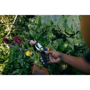 Foarfeca pas cu pas FISKARS PowerGear P961, L, otel, negru Foarfeca pas cu pas FISKARS PowerGear P961, L, otel, negru