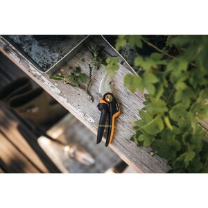 Foarfeca pas cu pas FISKARS PowerGear P961, L, otel, negru Foarfeca pas cu pas FISKARS PowerGear P961, L, otel, negru