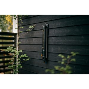 Aspersor oscilant FISKARS Serie-X M, 300mp Aspersor oscilant FISKARS Serie-X M, 300mp