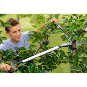 Foarfeca pentru ramuri groase pas cu pas FISKARS PowerGearX - S LX92, 57cm, otel Foarfeca pentru ramuri groase pas cu pas FISKARS PowerGearX - S LX92, 57cm, otel