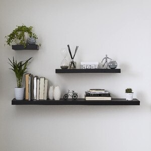 Polita GOODHOME Cusko, melamina, 30 x 23.5 x 3.8 cm, negru Polita GOODHOME Cusko, melamina, 30 x 23.5 x 3.8 cm, negru