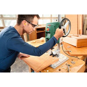 Masina de gaurit pentru banc BOSCH PBD 40, 710 W, 2500 RPM Masina de gaurit pentru banc BOSCH PBD 40, 710 W, 2500 RPM