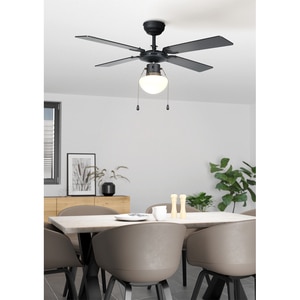 Plafoniera cu ventilator EGLO Fortaleza, E27, 60W, IP20, negru mat Plafoniera cu ventilator EGLO Fortaleza, E27, 60W, IP20, negru mat