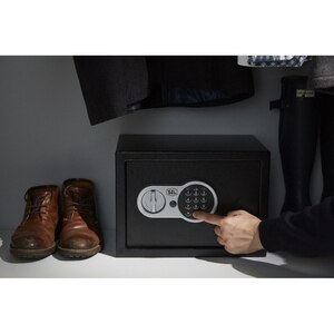 Seif digital SMITH AND LOCKE, 25x35x25 cm, negru Seif digital SMITH AND LOCKE, 25x35x25 cm, negru