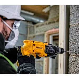 Ciocan rotopercutor DeWalt D25033- QS, 710W, 2J, SDS Plus Ciocan rotopercutor DeWalt D25033- QS, 710W, 2J, SDS Plus