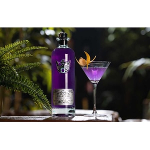 Gin McQueen and The Violet Fog Ultraviolet Edition, 0.7L Gin McQueen and The Violet Fog Ultraviolet Edition, 0.7L