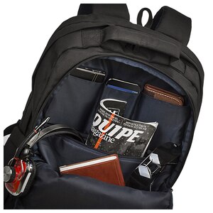Rucsac laptop RIVACASE 8460, 17.3", poliester, negru Rucsac laptop RIVACASE 8460, 17.3", poliester, negru