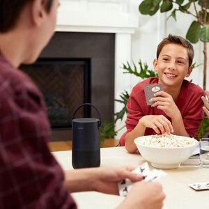 Boxa portabila BOSE Home Speaker Portable, Bluetooth, Wi-Fi, IPX4, Multi-Room, Sunet 360, negru Boxa portabila BOSE Home Speaker Portable, Bluetooth, Wi-Fi, IPX4, Multi-Room, Sunet 360, negru