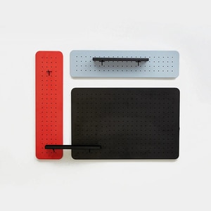 Organizator de perete Dash, 3 piese, negru-gri-rosu Organizator de perete Dash, 3 piese, negru-gri-rosu