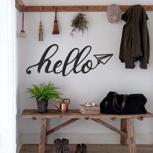 Decoratiune perete Hello Metal, 85 x 31 cm, metal, negru Decoratiune perete Hello Metal, 85 x 31 cm, metal, negru