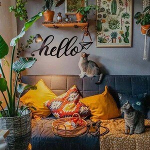 Decoratiune perete Hello Metal, 85 x 31 cm, metal, negru Decoratiune perete Hello Metal, 85 x 31 cm, metal, negru