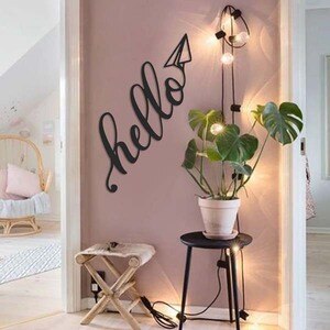 Decoratiune perete Hello Metal, 85 x 31 cm, metal, negru Decoratiune perete Hello Metal, 85 x 31 cm, metal, negru
