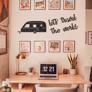 Decoratiune perete Let's Travel The World, 20 x 8 cm, metal, negru Decoratiune perete Let's Travel The World, 20 x 8 cm, metal, negru