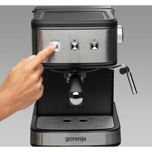 Espressor manual GORENJE ESCM12MBK, 1.5l, 850W, 15 bar, sistem Cappuccino, negru-argintiu Espressor manual GORENJE ESCM12MBK, 1.5l, 850W, 15 bar, sistem Cappuccino, negru-argintiu
