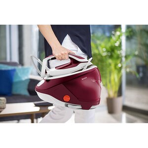 Statie de calcat TEFAL Pro Express Protect GV9220E0, 2600W, 540g/min, 1.8l, talpa Durilium AirGlide, alb-rosu Statie de calcat TEFAL Pro Express Protect GV9220E0, 2600W, 540g/min, 1.8l, talpa Durilium AirGlide, alb-rosu