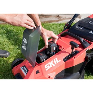 Masina de tuns iarba SKIL GM1E0140BA, 40V, sac 50l + 2 acumulatori si incarcator Masina de tuns iarba SKIL GM1E0140BA, 40V, sac 50l + 2 acumulatori si incarcator