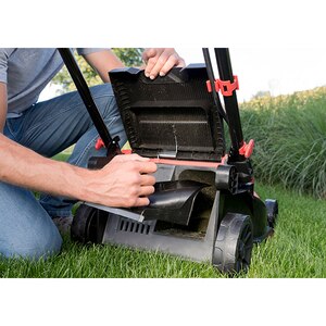 Masina de tuns iarba SKIL GM1E0140BA, 40V, sac 50l + 2 acumulatori si incarcator Masina de tuns iarba SKIL GM1E0140BA, 40V, sac 50l + 2 acumulatori si incarcator