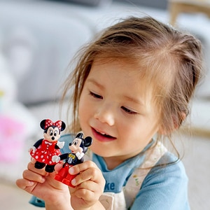 LEGO DUPLO: Disney - Parada de ziua lui Mickey si Minnie 10941, 2 ani+, 22 piese LEGO DUPLO: Disney - Parada de ziua lui Mickey si Minnie 10941, 2 ani+, 22 piese