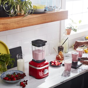 Blender KITCHENAID Artisan 5KSB1325EER, 1.4l, 650W, 3 trepte viteza, rosu-negru Blender KITCHENAID Artisan 5KSB1325EER, 1.4l, 650W, 3 trepte viteza, rosu-negru