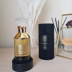 Apa de parfum LATTAFA PERFUMES Velvet Oud, Unisex, 100ml Apa de parfum LATTAFA PERFUMES Velvet Oud, Unisex, 100ml