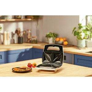 Sandwich maker BEKO SWM2971W, 750W, alb-gri Sandwich maker BEKO SWM2971W, 750W, alb-gri