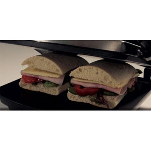 Sandwich maker BREVILLE Panini VST025X-01, 1000W, argintiu-negru Sandwich maker BREVILLE Panini VST025X-01, 1000W, argintiu-negru
