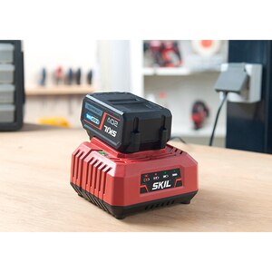 Incarcator pentru acumulator SKIL CR1E3122AA, 2.4 A, 18 V Incarcator pentru acumulator SKIL CR1E3122AA, 2.4 A, 18 V