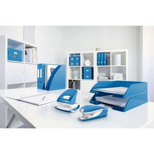 Perforator metalic LEITZ 5008, 30 coli, 2 perforatii, albastru Perforator metalic LEITZ 5008, 30 coli, 2 perforatii, albastru