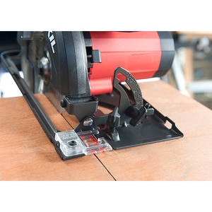 Fierastrau circular SKIL SW1E5830AA, 1400W, 5300RPM, disc 190 x 16mm, adancime 66mm Fierastrau circular SKIL SW1E5830AA, 1400W, 5300RPM, disc 190 x 16mm, adancime 66mm