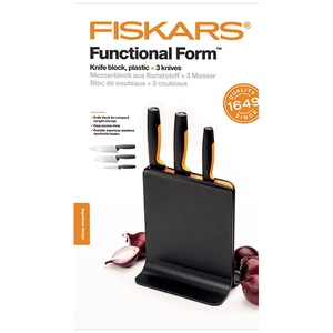 Set cutite FISKARS 1057555, 4 piese, 11-20cm, negru Set cutite FISKARS 1057555, 4 piese, 11-20cm, negru