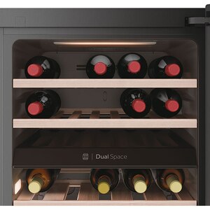 Racitor de vinuri HAIER HWS42GDAU1, 42 sticle, H 82 cm, Clasa G, Wi-Fi, negru Racitor de vinuri HAIER HWS42GDAU1, 42 sticle, H 82 cm, Clasa G, Wi-Fi, negru