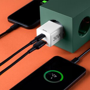 Incarcator retea HAMA 201992, 1xUSB-A, 1x USB-C, Power Delivery (PD), Quick Charge 3.0, 30W, alb Incarcator retea HAMA 201992, 1xUSB-A, 1x USB-C, Power Delivery (PD), Quick Charge 3.0, 30W, alb