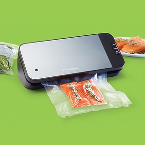 Aparat de vidat FOODSAVER VS2190X-01, 110W, argintiu-negru Aparat de vidat FOODSAVER VS2190X-01, 110W, argintiu-negru