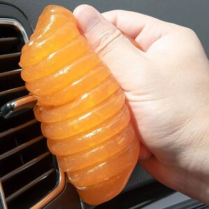 Gel pentru curatat spatii greu accesibile MOJE AUTO, 200g Gel pentru curatat spatii greu accesibile MOJE AUTO, 200g