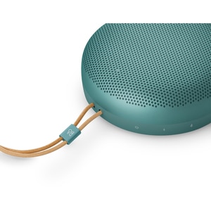 Boxa portabila BANG & OLUFSEN Beosound A1 3rd Gen, 60W, Bluetooth, IP67, Eucalyptus Green Boxa portabila BANG & OLUFSEN Beosound A1 3rd Gen, 60W, Bluetooth, IP67, Eucalyptus Green