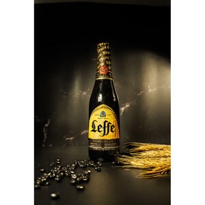 Bere bruna Leffe bax 0.33L x 24 sticle Bere bruna Leffe bax 0.33L x 24 sticle