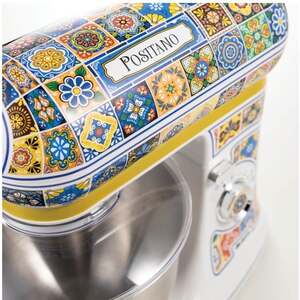Robot de bucatarie ARIETE Positano C15880PAR0, vas 5.5l, 2400W, 7 trepte viteza, multicolor Robot de bucatarie ARIETE Positano C15880PAR0, vas 5.5l, 2400W, 7 trepte viteza, multicolor