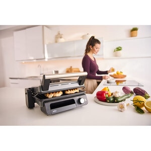 Gratar electric BRAUN MultiGrill 5 CG5033, 2000W, argintiu inchis-negru Gratar electric BRAUN MultiGrill 5 CG5033, 2000W, argintiu inchis-negru