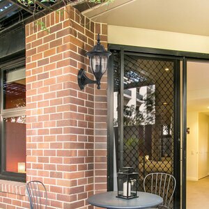 Aplica de exterior RABALUX Milano 2, E27, 60W, Negru Aplica de exterior RABALUX Milano 2, E27, 60W, Negru