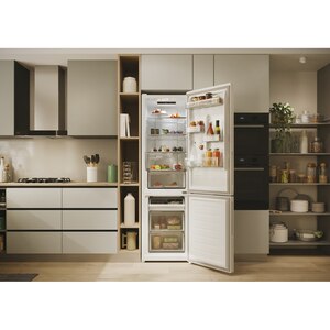 Combina frigorifica CANDY CNCQ2T518EW, No Frost, 279 l, H 182 cm, Clasa E, alb Combina frigorifica CANDY CNCQ2T518EW, No Frost, 279 l, H 182 cm, Clasa E, alb