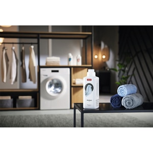 Balsam de rufe MIELE, 1.5 l, 50 spalari Balsam de rufe MIELE, 1.5 l, 50 spalari