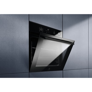 Cuptor incorporabil ELECTROLUX SteamCrisp EOC6H71Z, Electric, Gatire cu abur, 72 l, Clasa A+, negru Cuptor incorporabil ELECTROLUX SteamCrisp EOC6H71Z, Electric, Gatire cu abur, 72 l, Clasa A+, negru